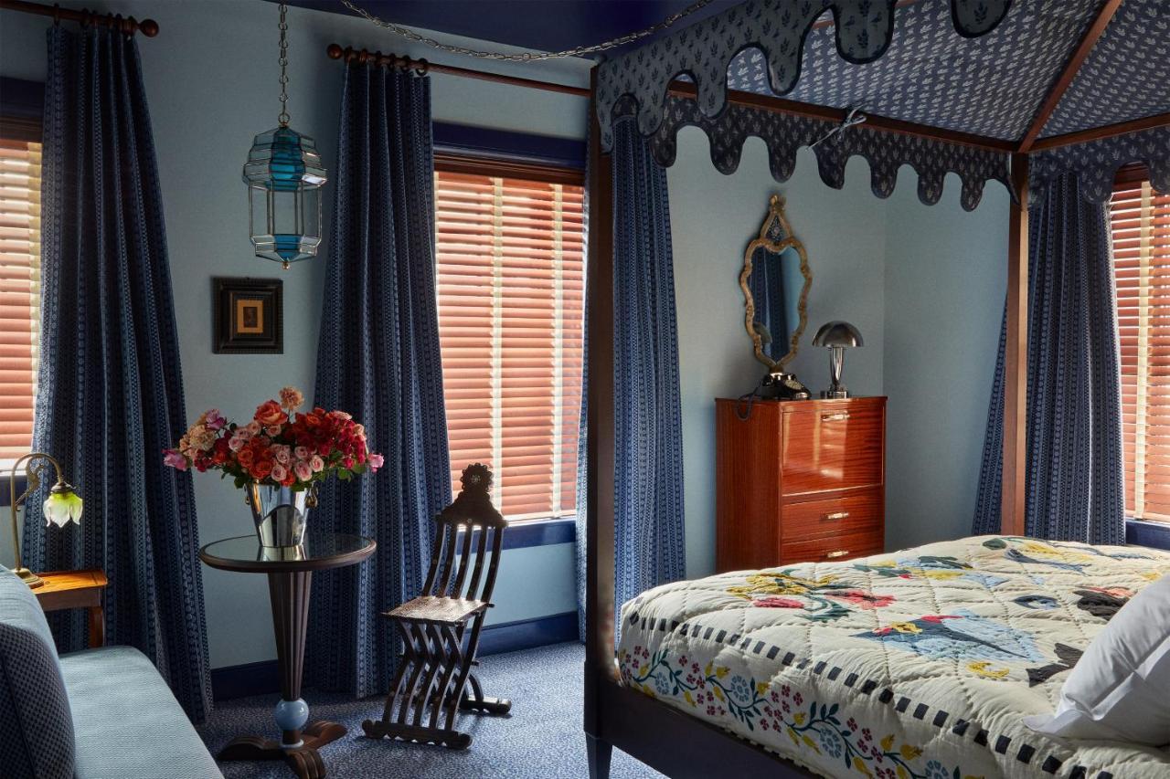 Ulysses, An Ash Hotel Baltimore Luaran gambar