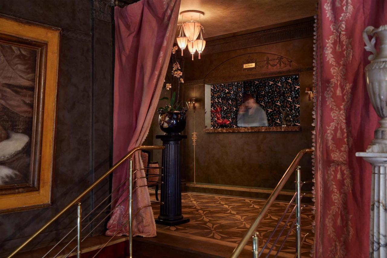 Ulysses, An Ash Hotel Baltimore Luaran gambar